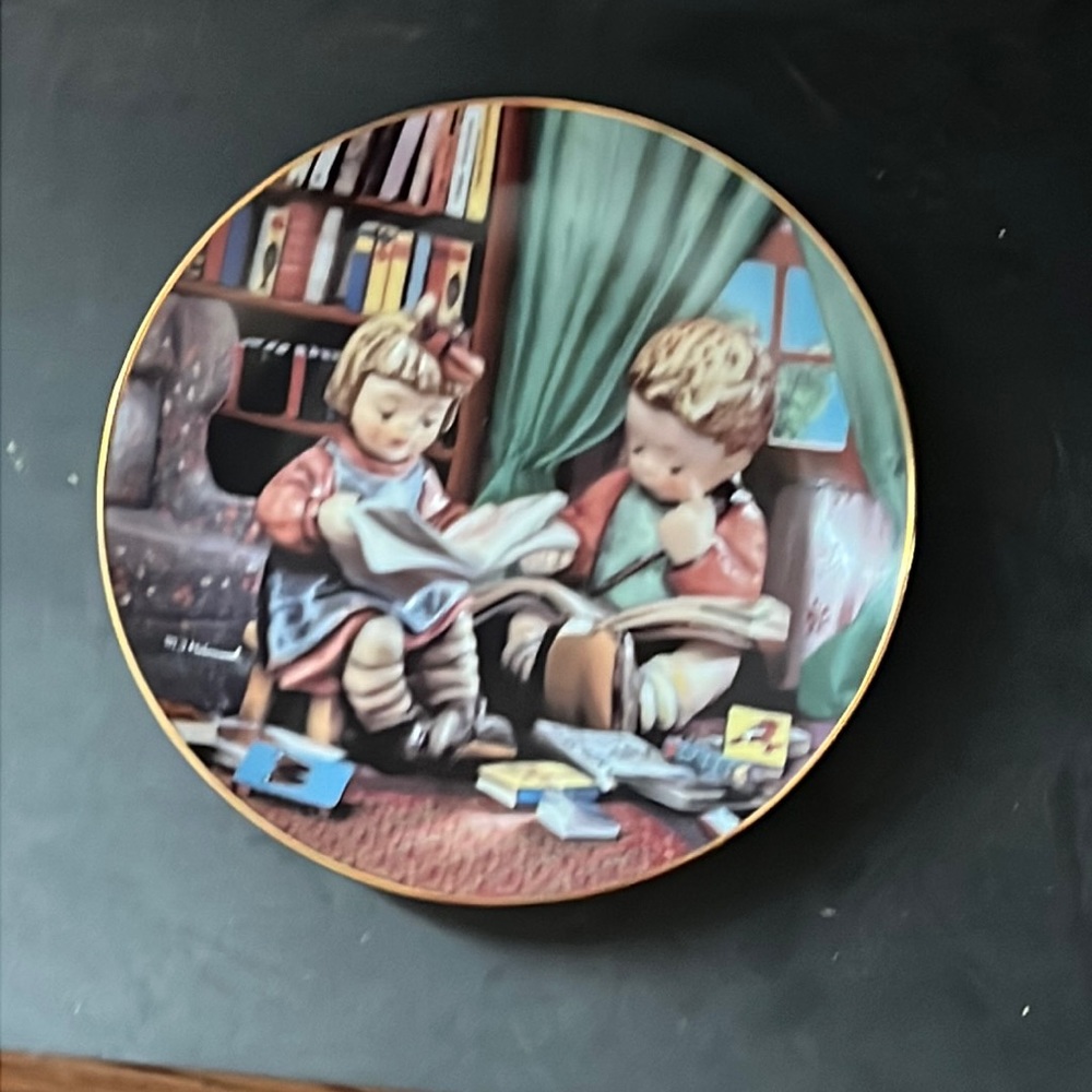 Hummel Plate